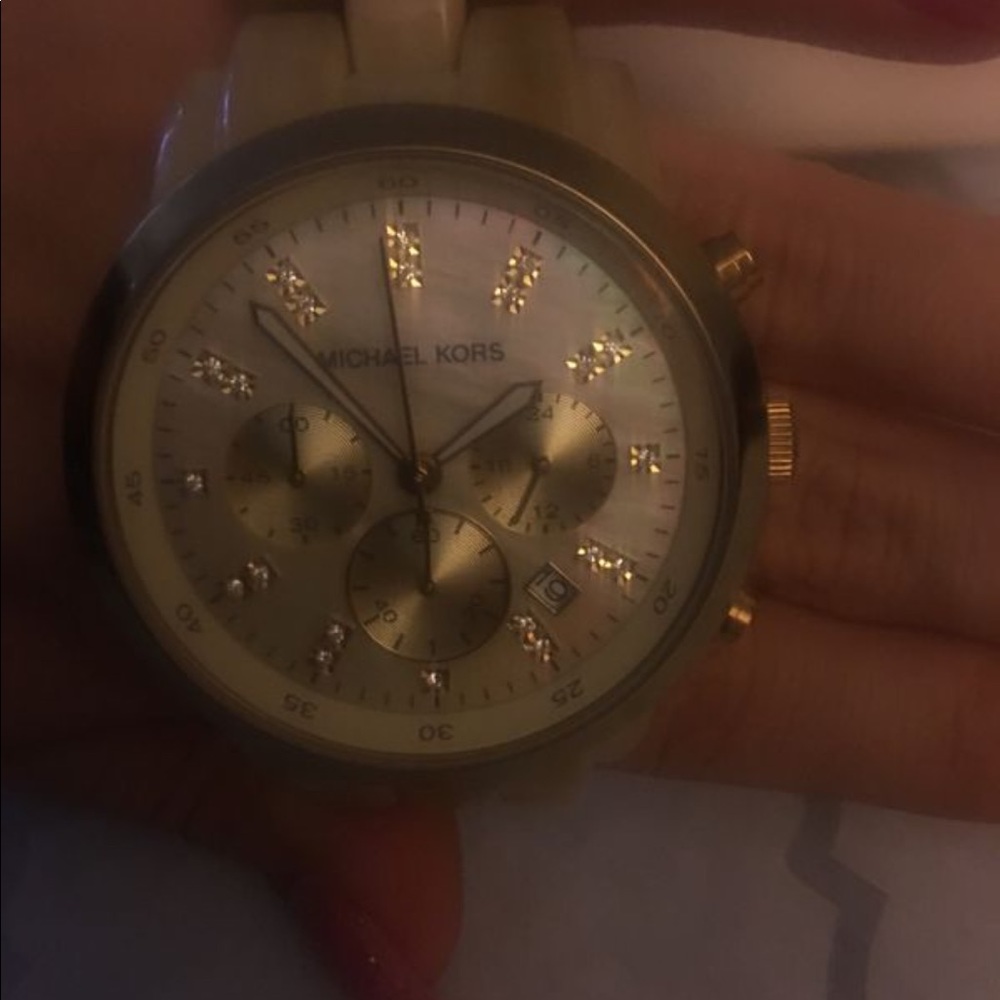 Mk watch - Picture 5 of 5